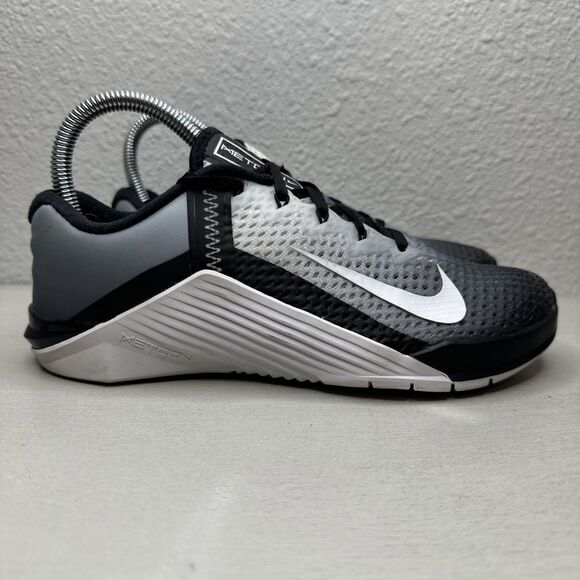 Nike Women's Metcon 6 Black White Athletic Shoes - Picture 1 of 7